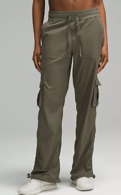 Dance Studio Relaxed-Fit Mid-Rise Cargo Pant